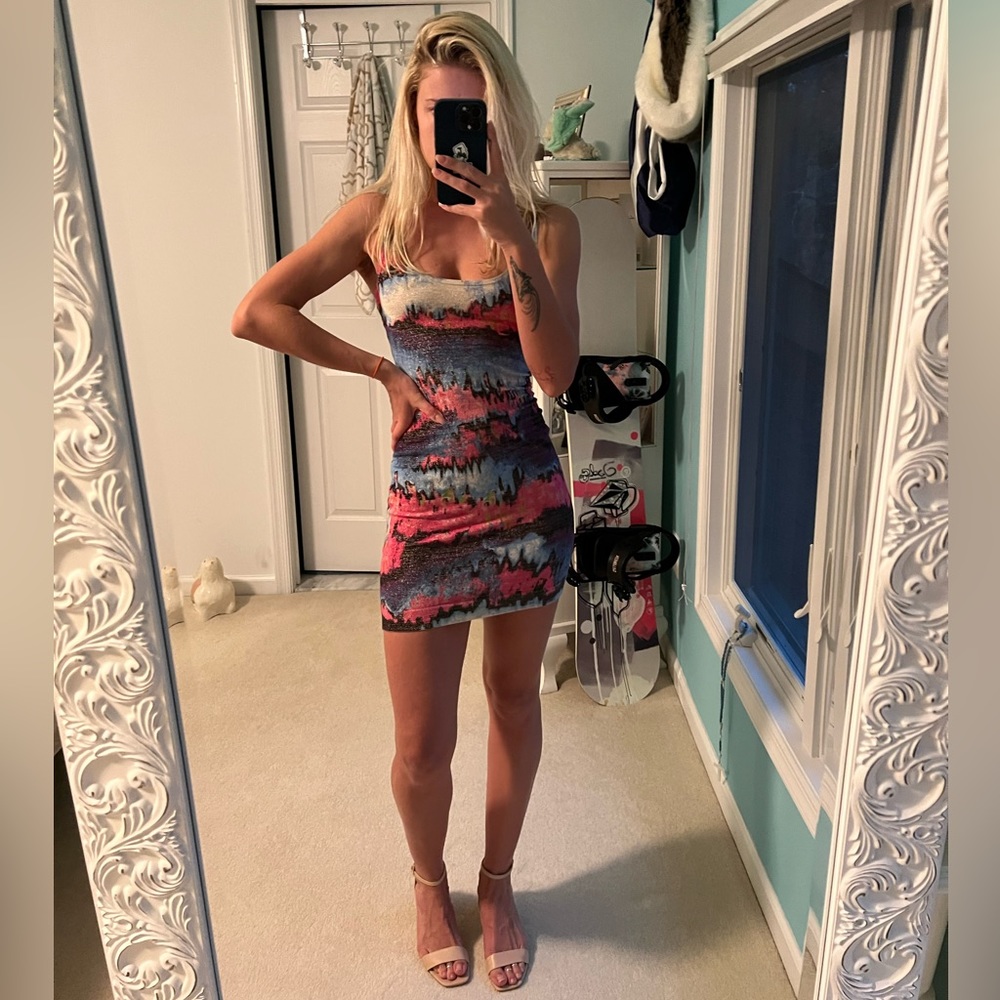 Guess by Marciano tight / form fitting night club mini dress